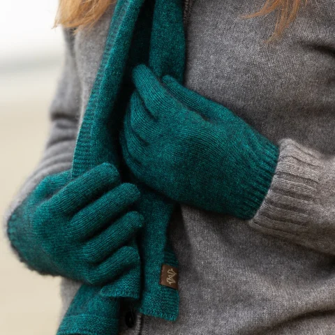 Noble Wilde | Possum Merino Gloves - Paua Size Small