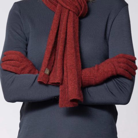 Noble Wilde | Possum Merino Gloves - Sangria Size Small
